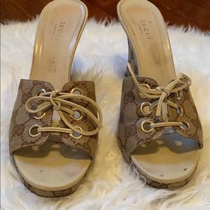 Authentic Classic Gucci wedges